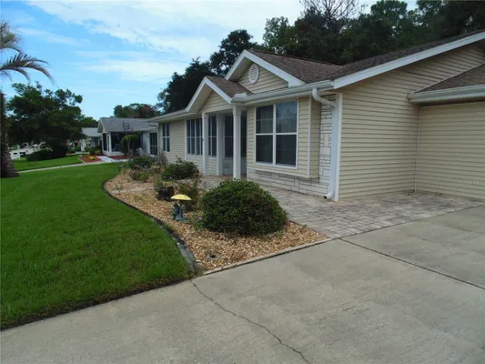 Property Slideshow image 2 of 37 | 8125 sw 108 loop, Ocala, FL, 34481