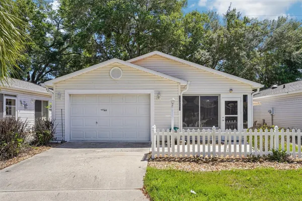 Property Slideshow image 3 of 35 | 17263 se 93rd demoss ct, The Villages, FL, 32162