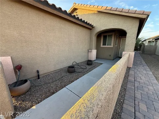 Property Slideshow image 2 of 4 | 5868 crossfield ave, Las Vegas, NV, 89122