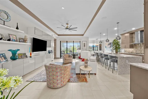 Property Slideshow image 2 of 50 | 17702 cresswind ter, Bradenton, FL, 34211