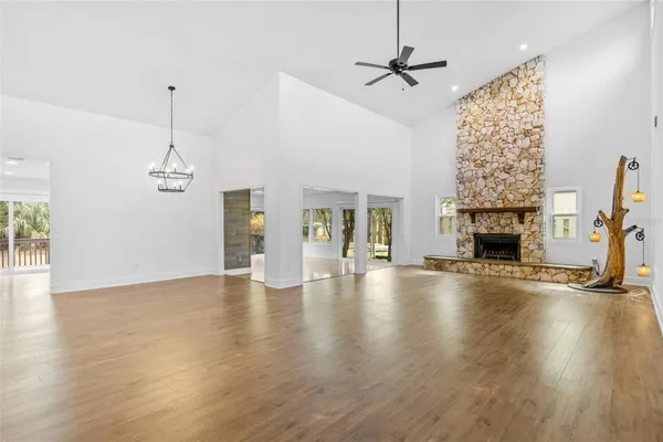 Property Slideshow image 3 of 52 | 136 sea duck cir, Daytona Beach, FL, 32119