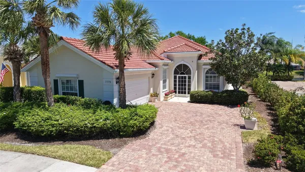 Property Slideshow image 2 of 100 | 7775 uliva way, Sarasota, FL, 34238