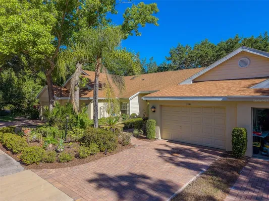Property Slideshow image 2 of 69 | 2441 new haven cir 58, Sun City Center, FL, 33573