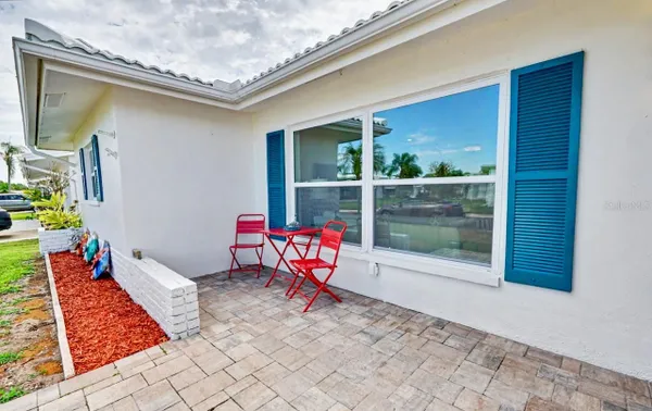 Property Slideshow image 2 of 42 | 3662 97th ave, Pinellas Park, FL, 33782