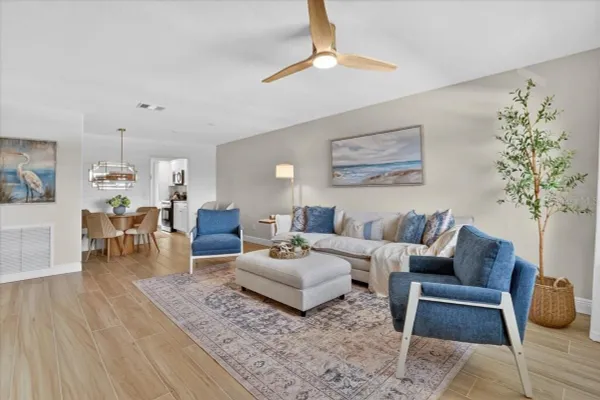 Property Slideshow image 3 of 33 | 2960 59th st 310, Gulfport, FL, 33707