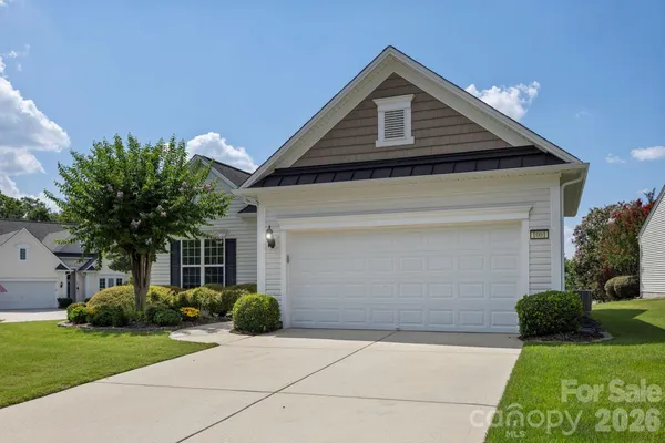Property Slideshow image 2 of 48 | 1001 mesa verde dr, Fort Mill, SC, 29707