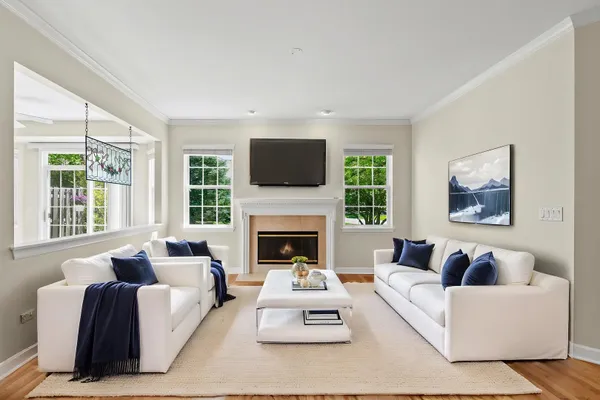 Property Slideshow image 3 of 34 | 104 enfield ln, Grayslake, IL, 60030