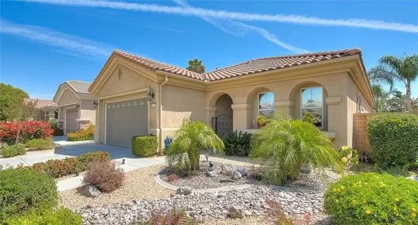 Property Slideshow image 3 of 54 | 1664 camino sueno, Hemet, CA, 92545