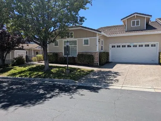 Property Slideshow image 2 of 21 | 9041 village view loop, San Jose, CA, 95135