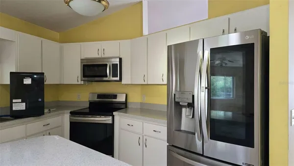 Property Slideshow image 3 of 22 | 5552 nw 18th st, Ocala, FL, 34482