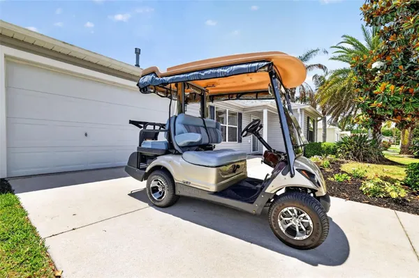 Property Slideshow image 3 of 43 | 1060 golden grove dr, The Villages, FL, 32162