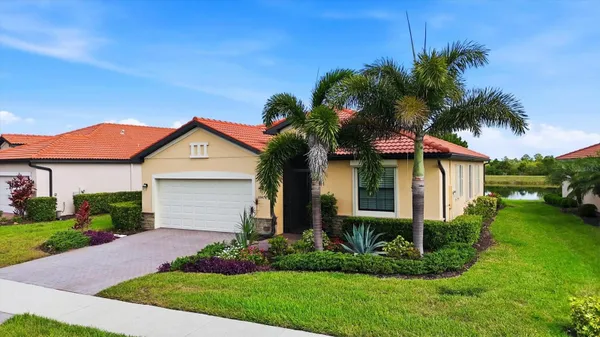 Property Slideshow image 3 of 60 | 10474 medjool dr, Venice, FL, 34293