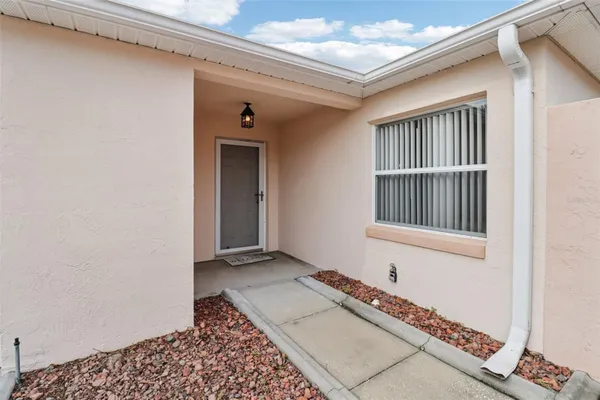 Property Slideshow image 2 of 45 | 914 mendoza blvd, The Villages, FL, 32159