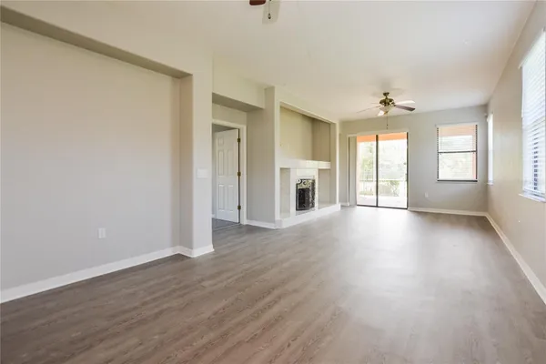 Property Slideshow image 2 of 16 | 1405 harbor ridge dr, Kissimmee, FL, 34759