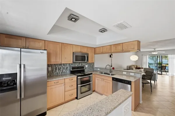 Property Slideshow image 3 of 18 | 7845 eagle creek dr, Sarasota, FL, 34243