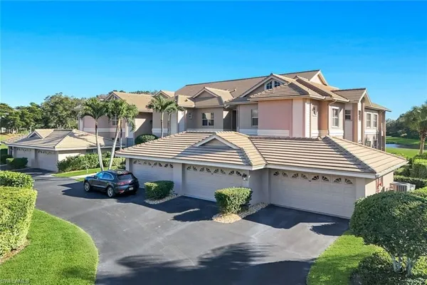 Property Slideshow image 3 of 34 | 26241 devonshire ct 103, Bonita Springs, FL, 34134