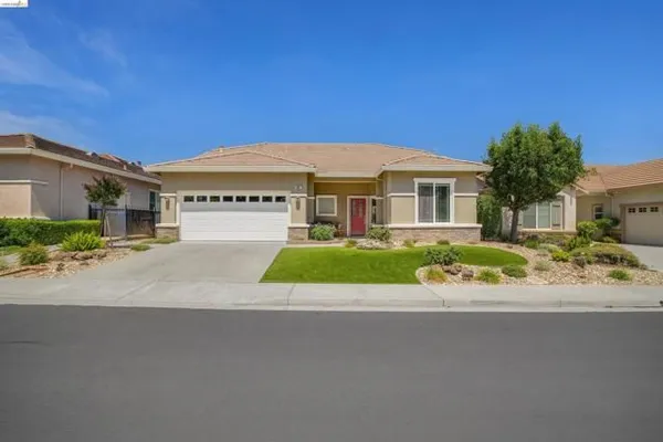 Property Slideshow image 2 of 39 | 601 pomona dr, Brentwood (Cc), CA, 94513