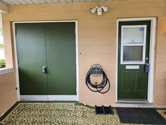 Property Slideshow image 3 of 34 | 1505 n pebble beach blvd, Sun City Center, FL, 33573