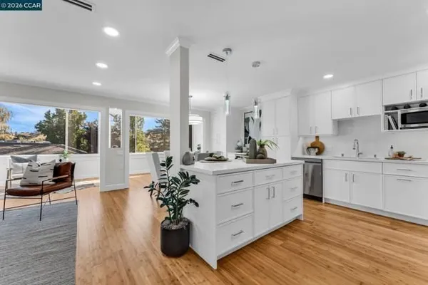 Property Slideshow image 2 of 48 | 1200 leisure ln 4, Walnut Creek, CA, 94595