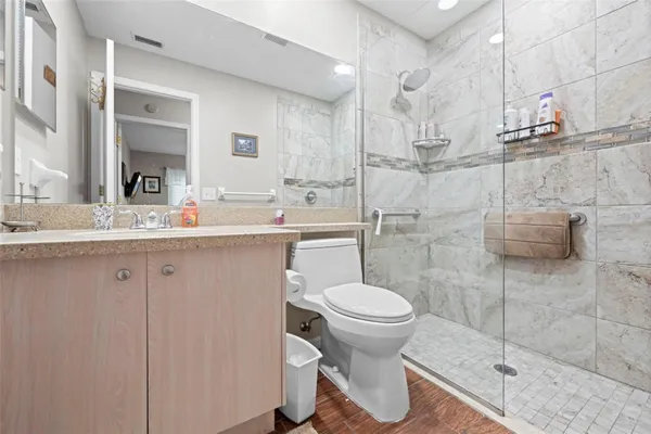 Property Slideshow image 2 of 47 | 2552 crystal lake dr, Spring Hill, FL, 34606