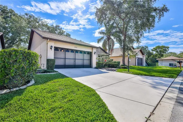 Property Slideshow image 3 of 46 | 2662 appleleaf ct, Spring Hill, FL, 34606