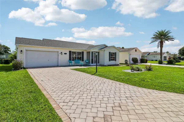 Property Slideshow image 2 of 30 | 2609 privada dr, The Villages, FL, 32162