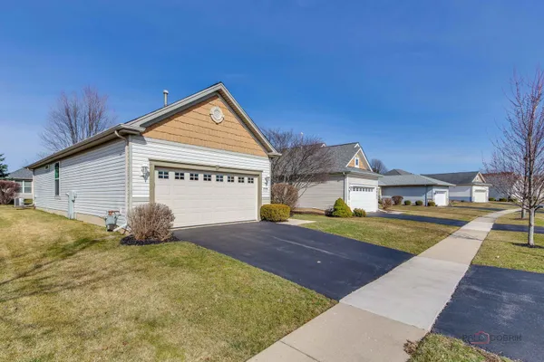 Property Slideshow image 2 of 28 | 13120 drendel rd, Huntley, IL, 60142