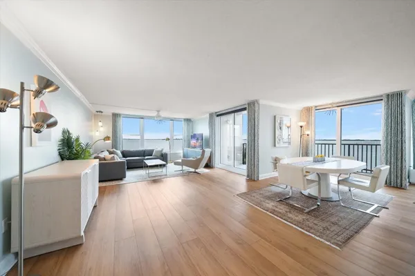 Property Slideshow image 3 of 55 | 634 edgewater dr unit 444, Dunedin, FL, 34698