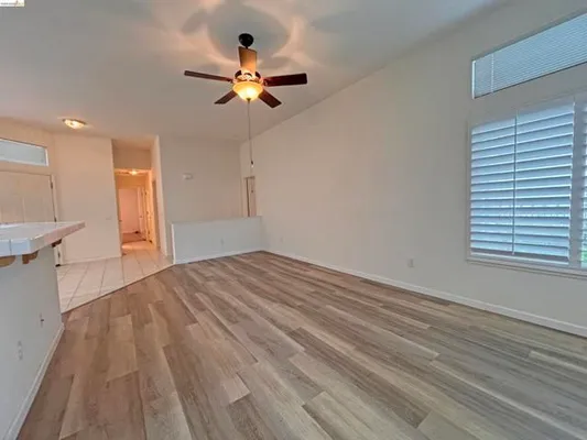 Property Slideshow image 2 of 19 | 1574 spigold way, Brentwood (Cc), CA, 94513