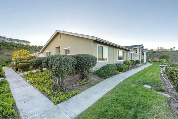 Property Slideshow image 3 of 44 | 4314 auklet way, Oceanside, CA, 92057