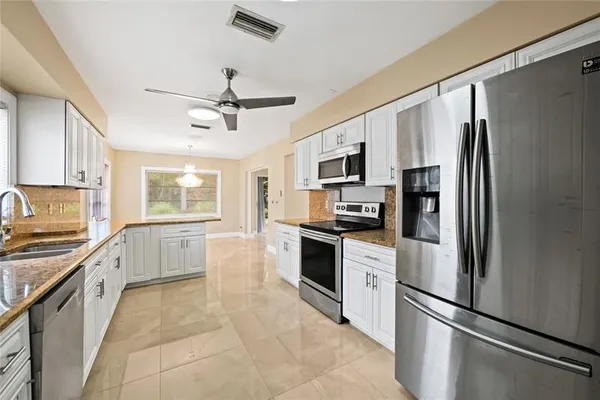 Property Slideshow image 2 of 43 | 10911 greentrail dr, Boynton Beach, FL, 33436