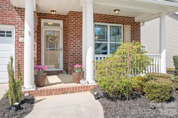 Property Slideshow image 3 of 41 | 12705 meetinghouse dr, Cornelius, NC, 28031