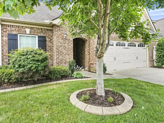 Property Slideshow image 2 of 31 | 835 meadowcrest way, Lebanon, TN, 37090