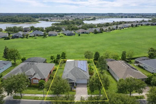 Property Slideshow image 3 of 38 | 152 balmy coast rd, Groveland, FL, 34736