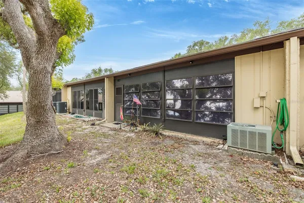 Property Slideshow image 2 of 34 | 8310 high point cir 4, Port Richey, FL, 34668