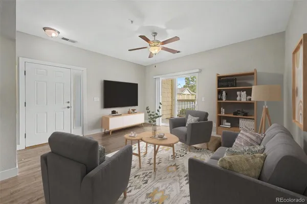 Property Slideshow image 3 of 35 | 4865 hahns peak dr 104, Loveland, CO, 80538