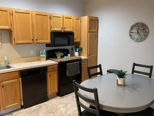 Property Slideshow image 3 of 29 | 5318 richmond rd # 318, West Milford, NJ, 07480