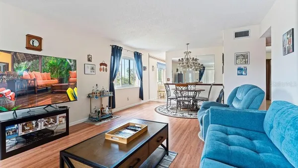 Property Slideshow image 2 of 17 | 2370 jamaican st 30, Clearwater, FL, 33763
