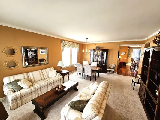 Property Slideshow image 3 of 28 | 12304 laurel ln, Huntley, IL, 60142