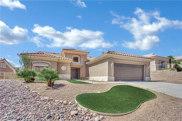 Property Slideshow image 2 of 51 | 10413 willamette pl, Las Vegas, NV, 89134