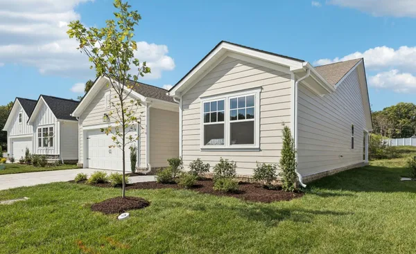 Property Slideshow image 2 of 30 | 316 stonehaus cir, Antioch, TN, 37013