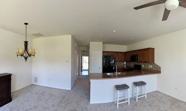 Property Slideshow image 3 of 9 | 709 prairie dr, Shorewood, IL, 60404