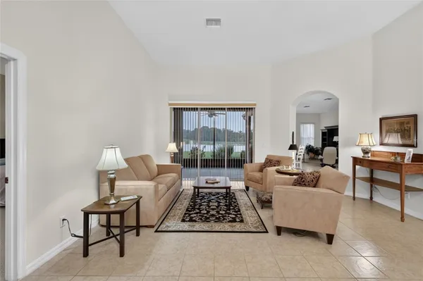 Property Slideshow image 3 of 53 | 27131 nostalgia dr, Leesburg, FL, 34748