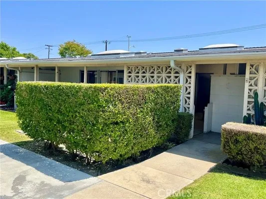 Property Slideshow image 2 of 13 | 1571 golden rain rd, Seal Beach, CA, 90740