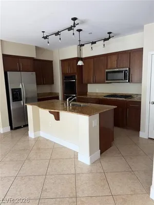Property Slideshow image 2 of 12 | 2555 hampton rd 3203, Henderson, NV, 89052