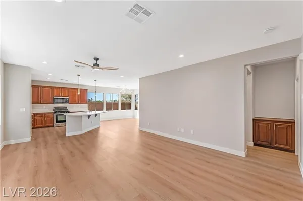 Property Slideshow image 3 of 40 | 5929 saratoga reserve st, North Las Vegas, NV, 89081