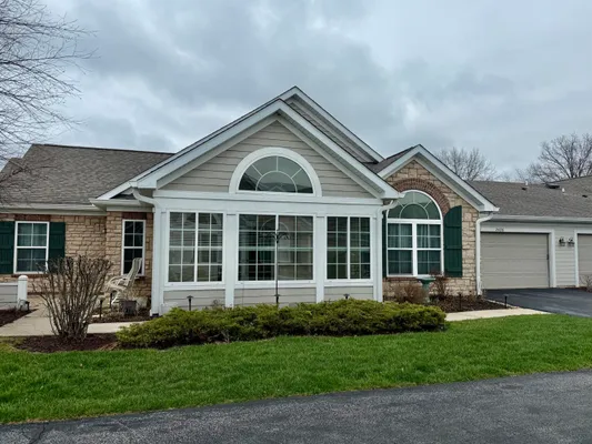 Property Slideshow image 2 of 30 | 2426 allison cir 2426, Valparaiso, IN, 46383