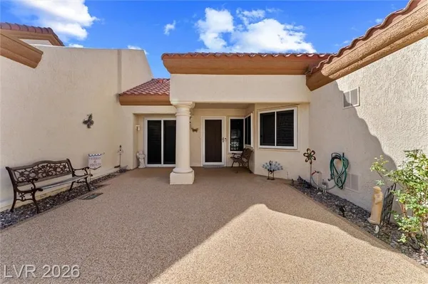 Property Slideshow image 2 of 24 | 2400 dove valley ct, Las Vegas, NV, 89134