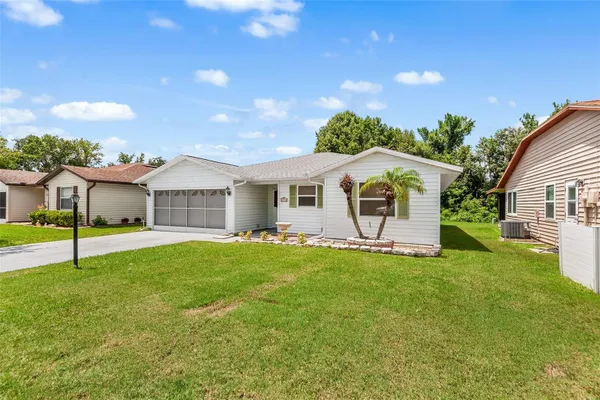 Property Slideshow image 2 of 36 | 4976 pleasant hollow trl, Lakeland, FL, 33811