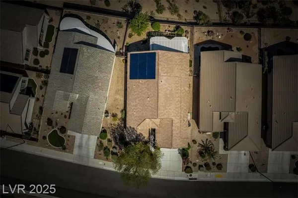 Property Slideshow image 3 of 47 | 2486 divine sky dr, Henderson, NV, 89044